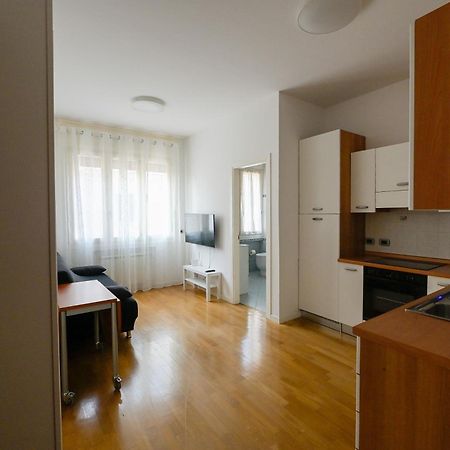 Tuliphouse Da Davide Apartment Bologna Bagian luar foto