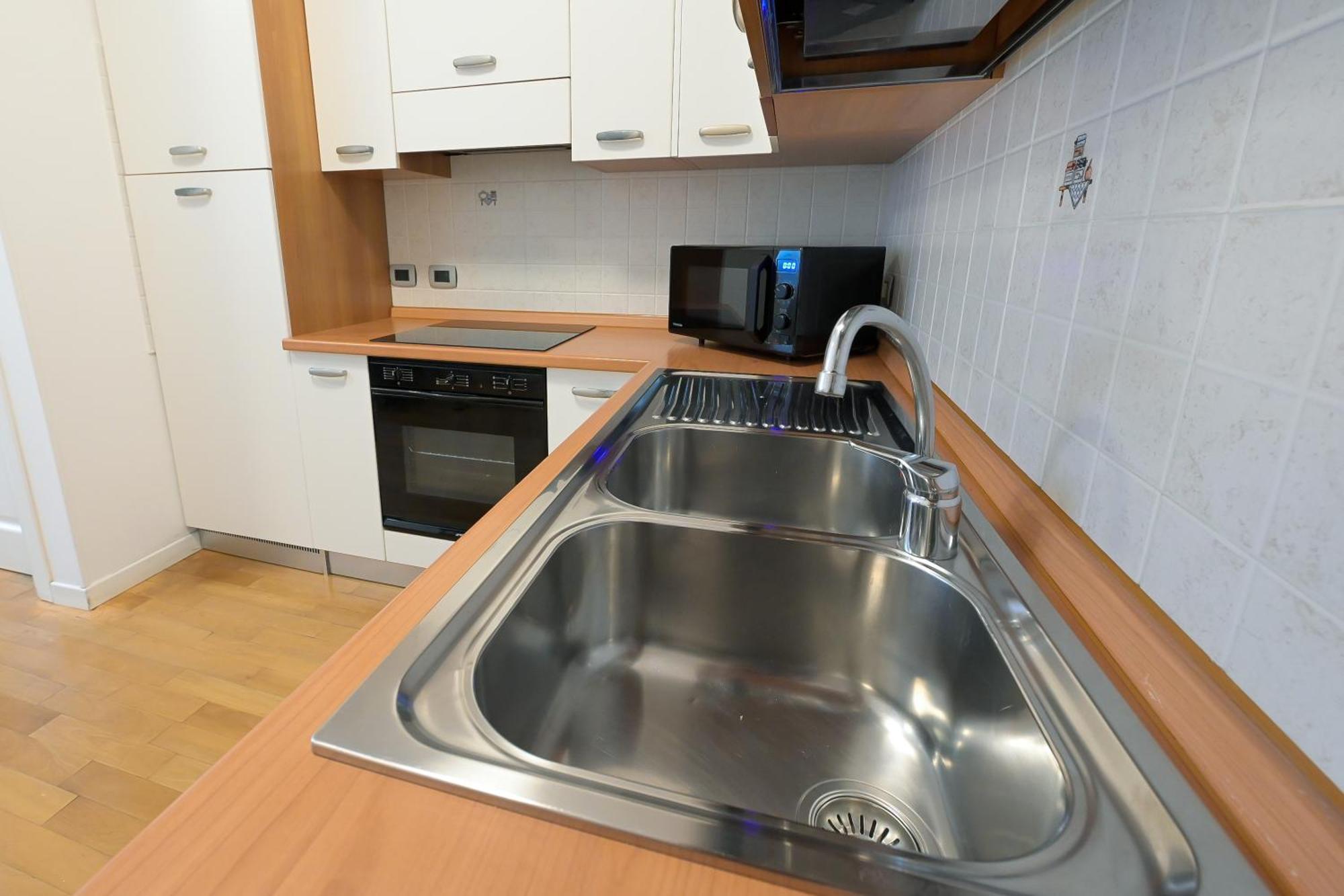 Tuliphouse Da Davide Apartment Bologna Bagian luar foto